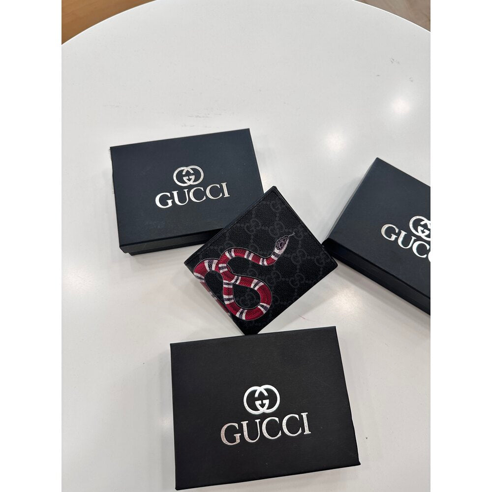 Guccı Snakes