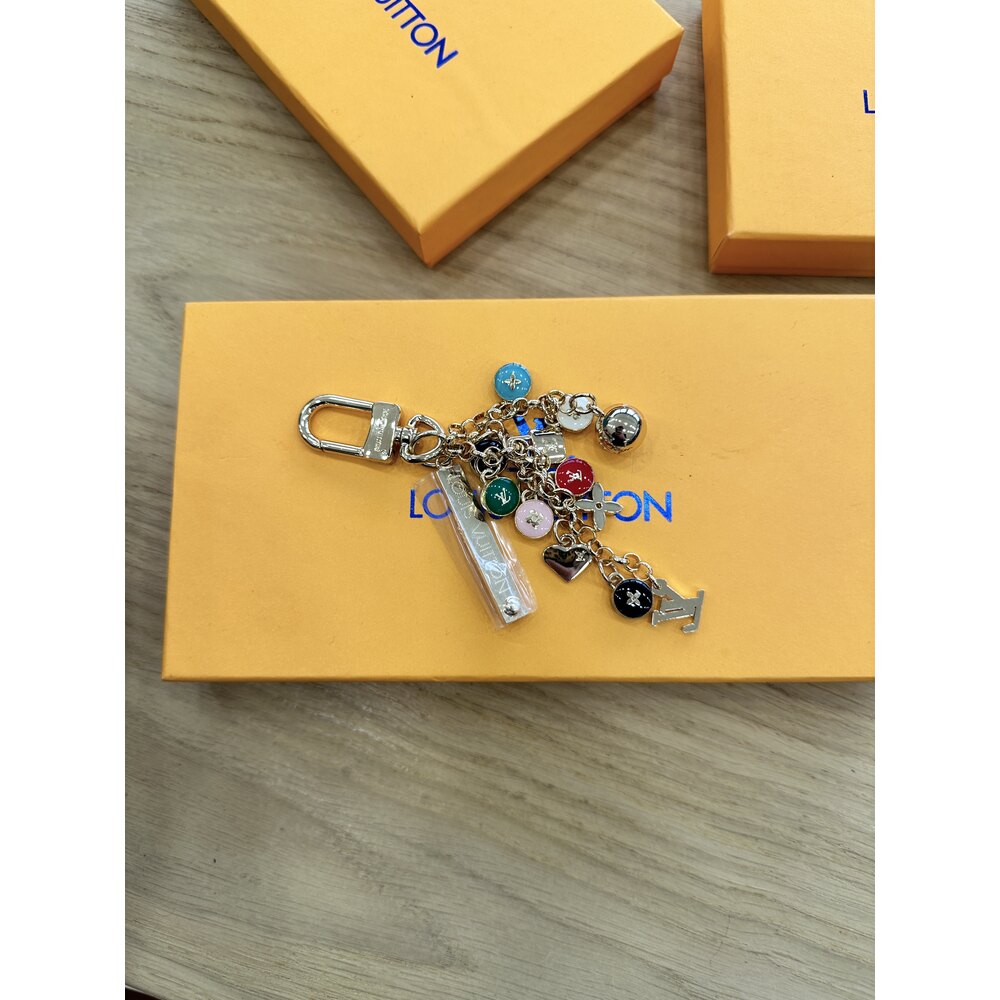 LOUIS VUITTON ANAHTARLIK