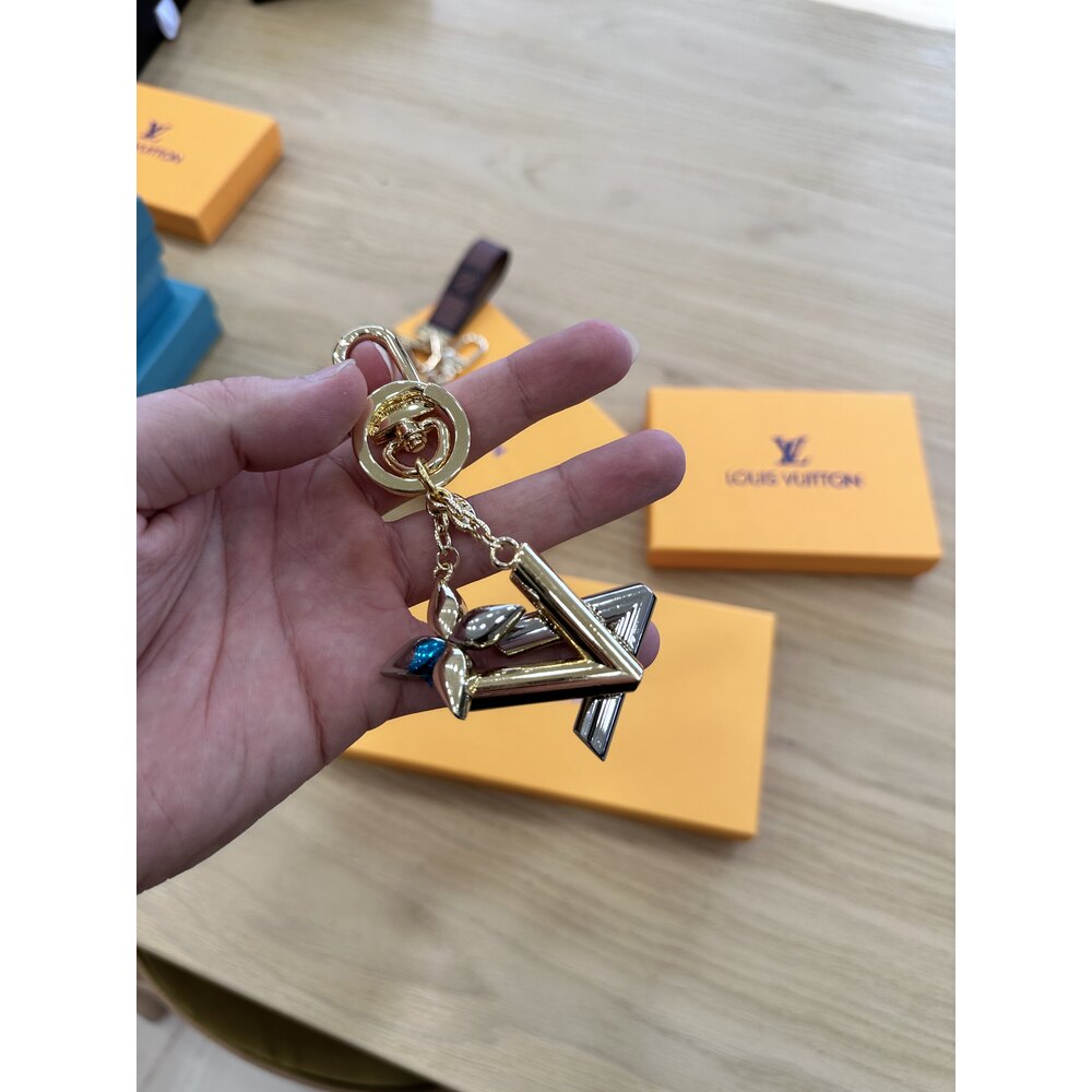 LOUIS VUITTON ANAHTARLIK