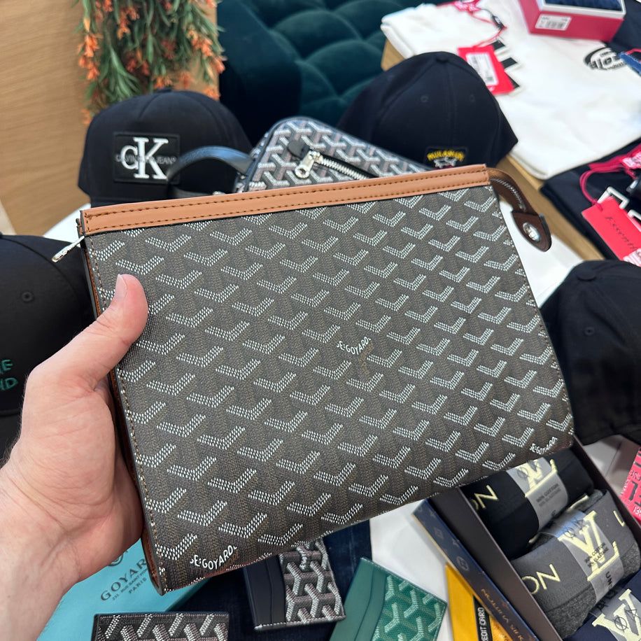 Goyard Clutch