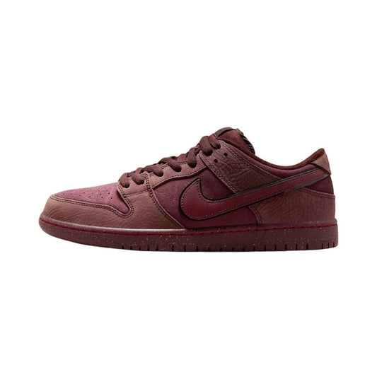 Nike SB Dunk Low “ City Of Love “