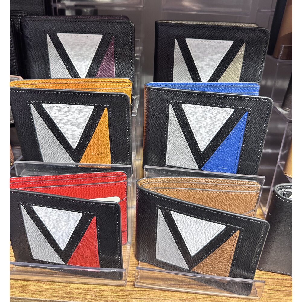 LOUIS VUITTON CÜZDAN