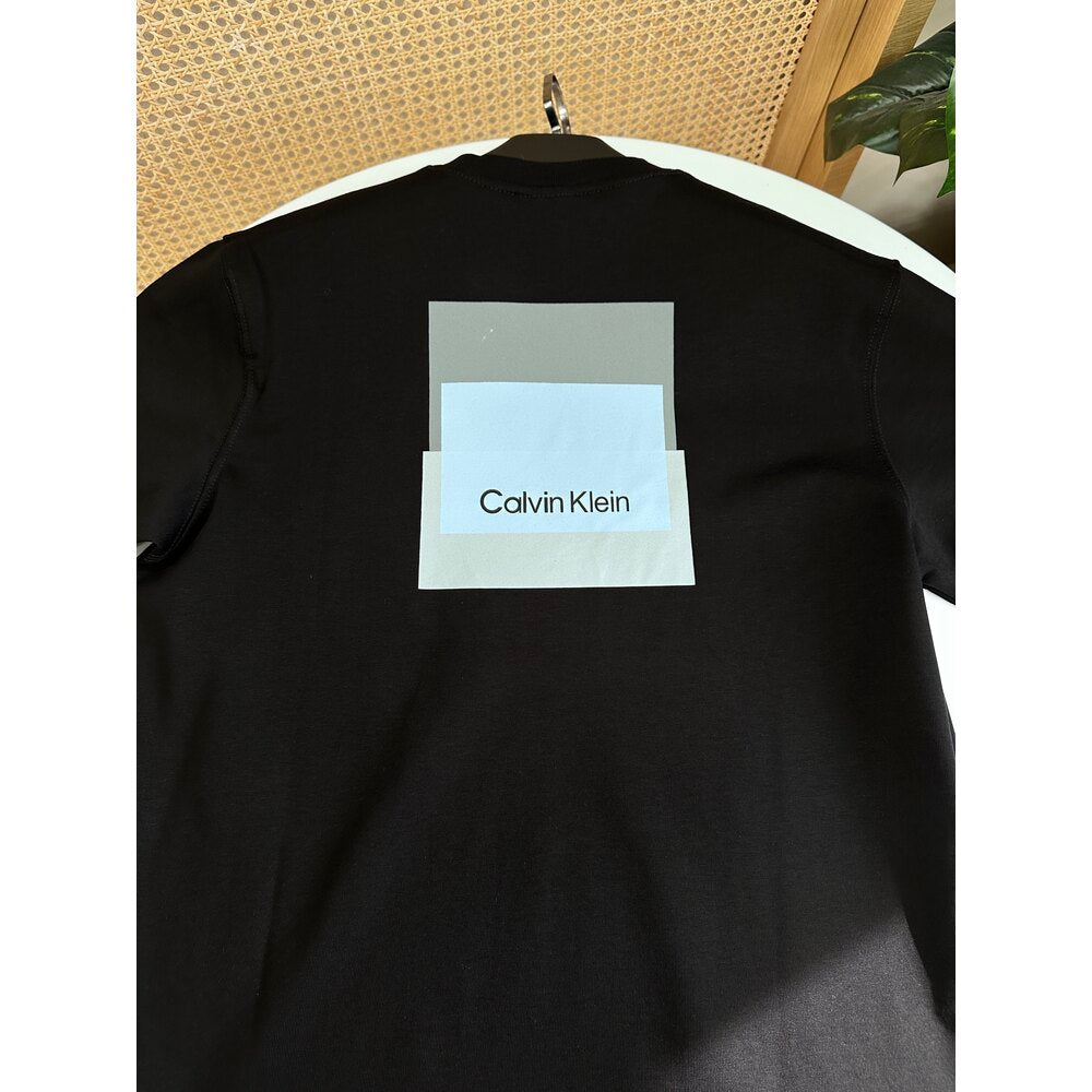 CALVIN KLEIN