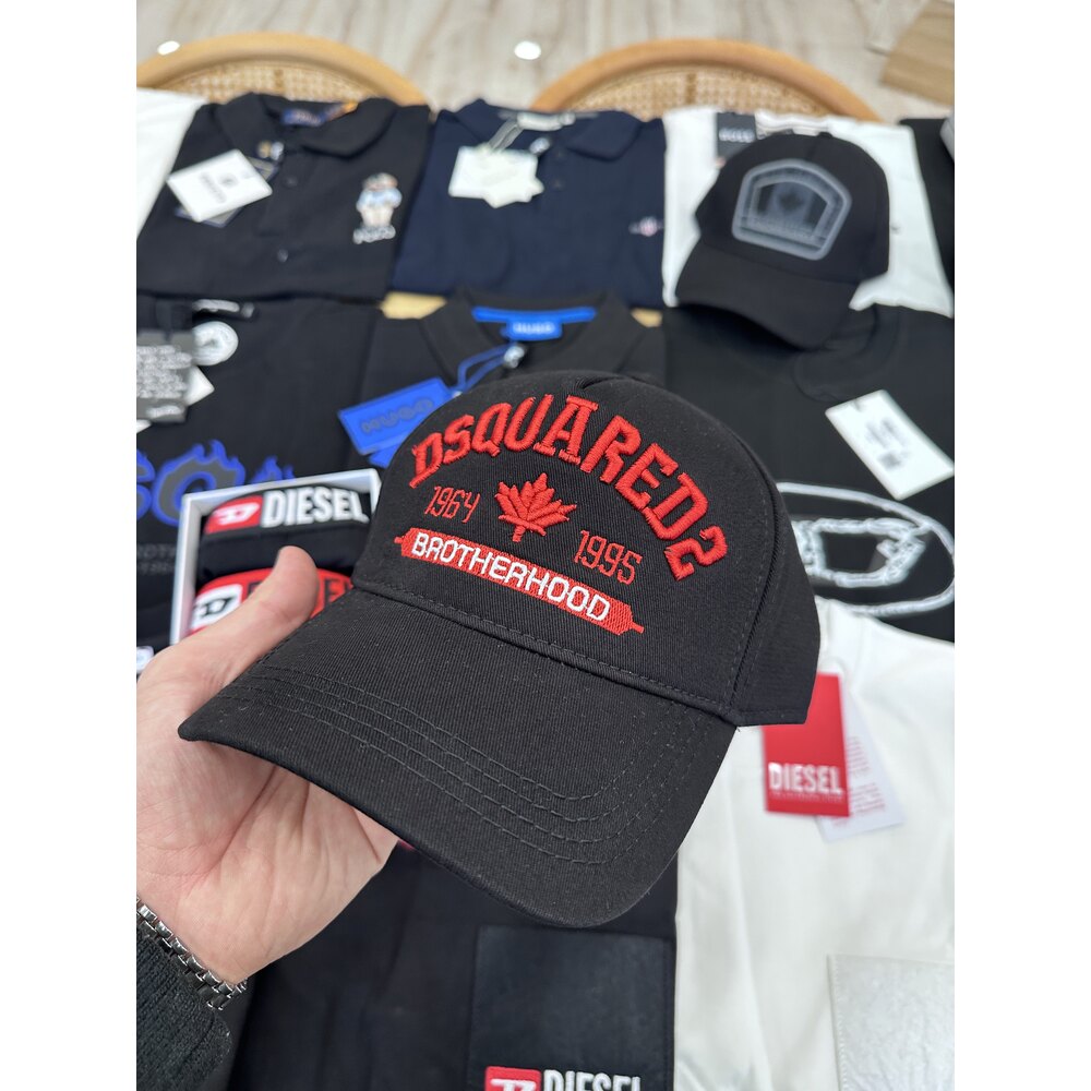 DSQUARED