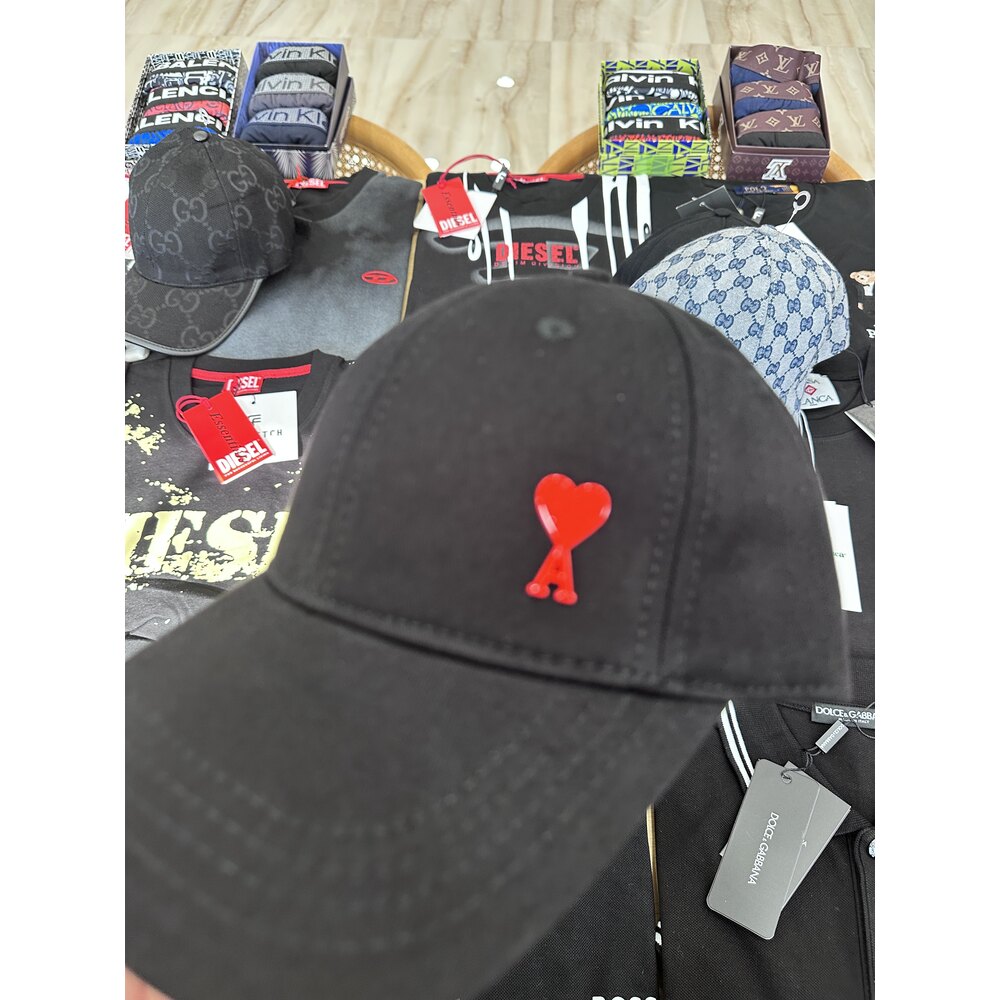 AMI HAT