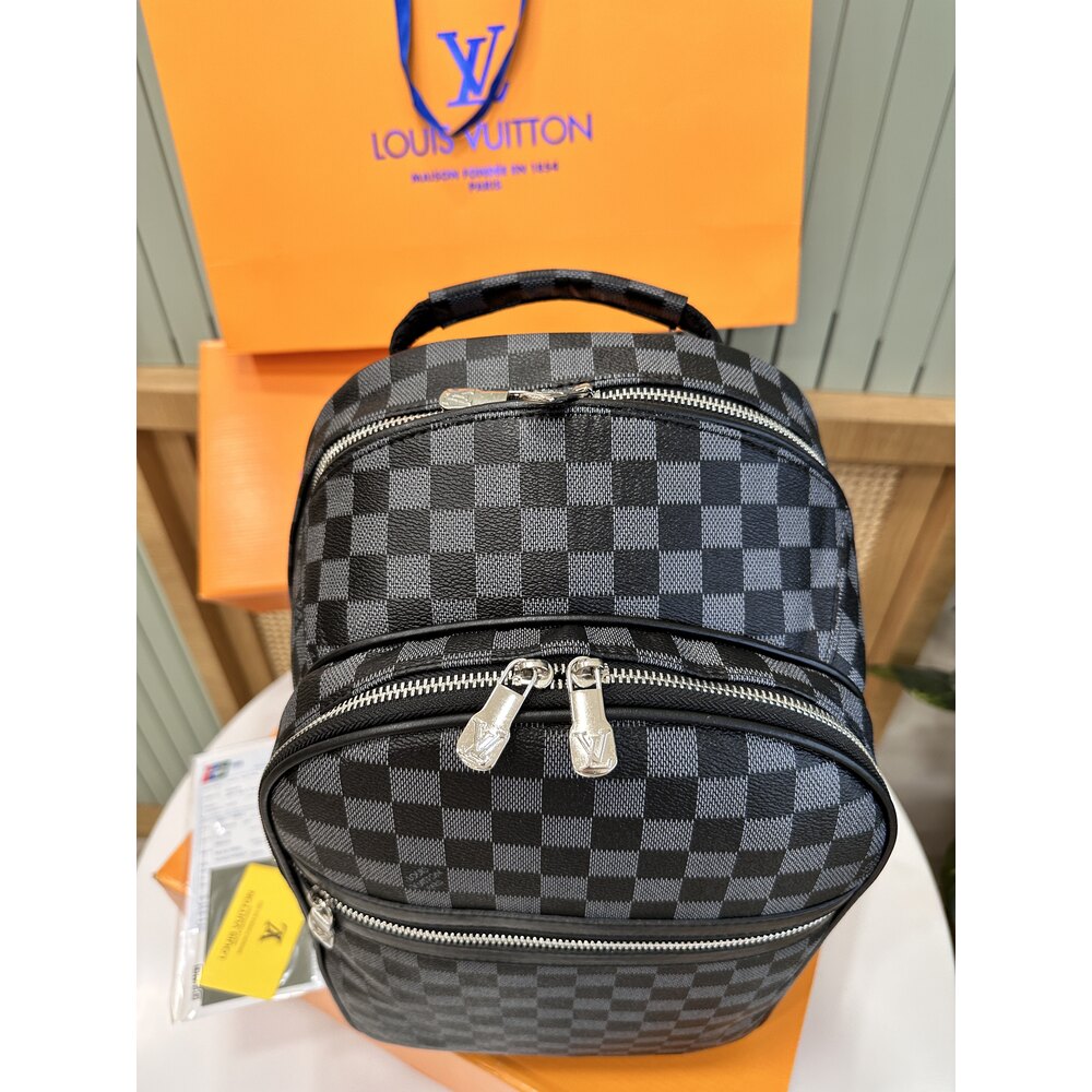LOUIS VUITTON ÇANTA