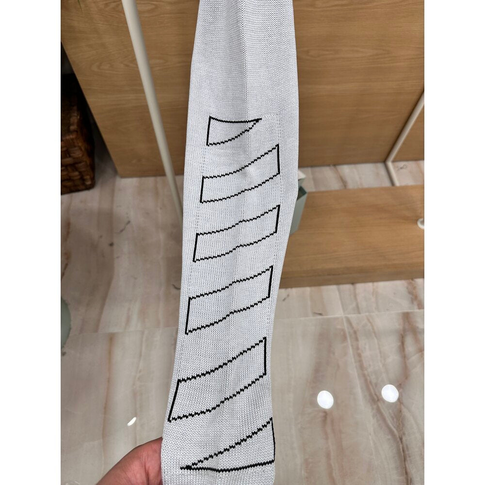 OFF-WHİTE