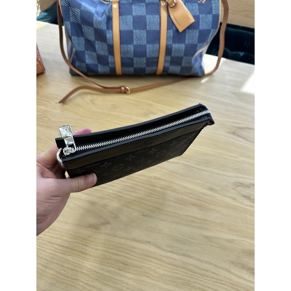 LOUIS VUITTON ÇANTA