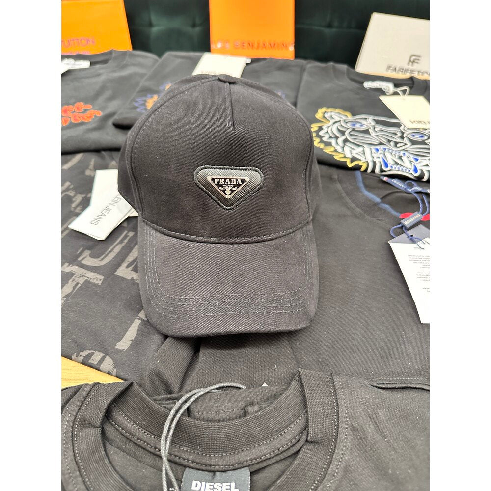 PRADA HAT