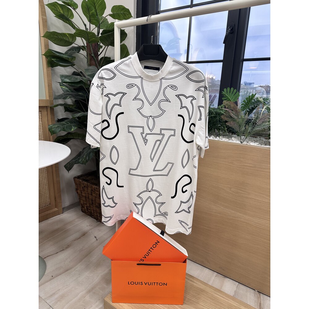LOUIS VUITTON OVERSIZE