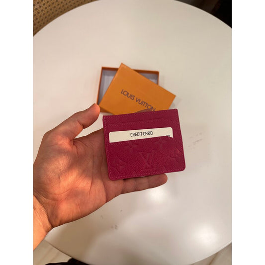 LOUIS VUITTON