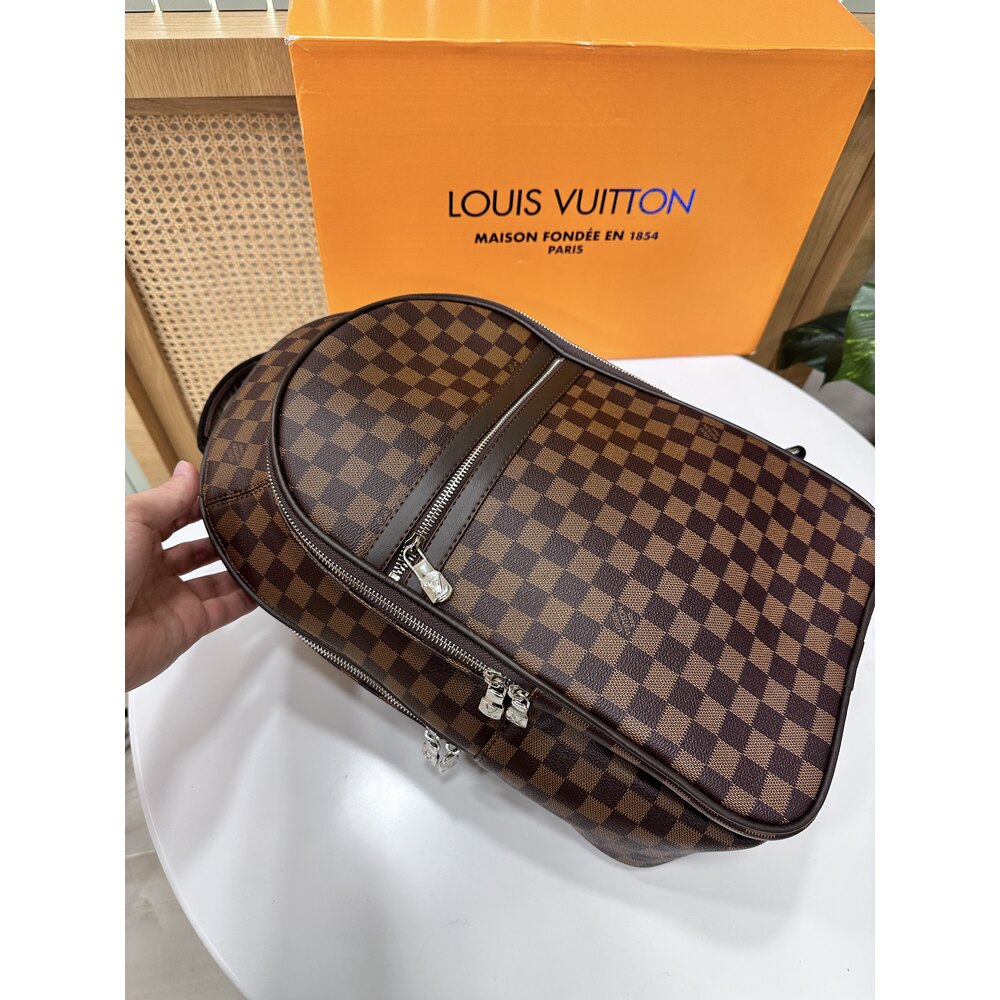 LOUIS VUITTON ÇANTA