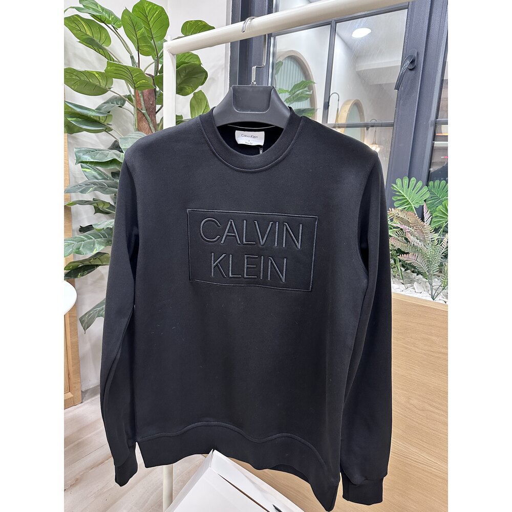CALVIN KLEIN